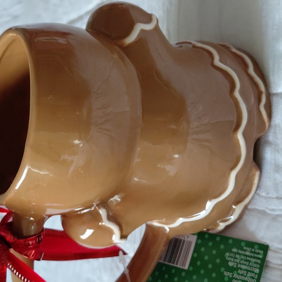 Gingerbread Man Mug with Red Bow 16 Oz - Picture 2 of 3